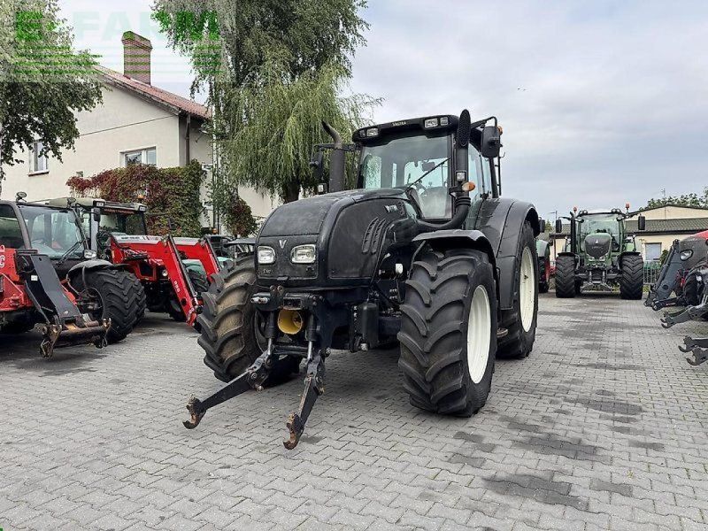 Valtra t202 versu