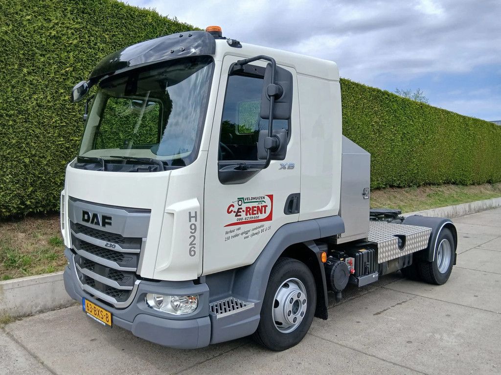 DAF XB 230 trekker GERESERVEERD