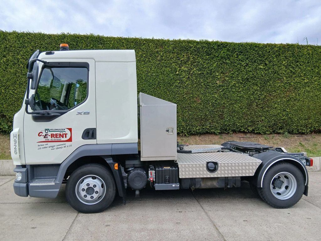 DAF XB 230 trekker GERESERVEERD