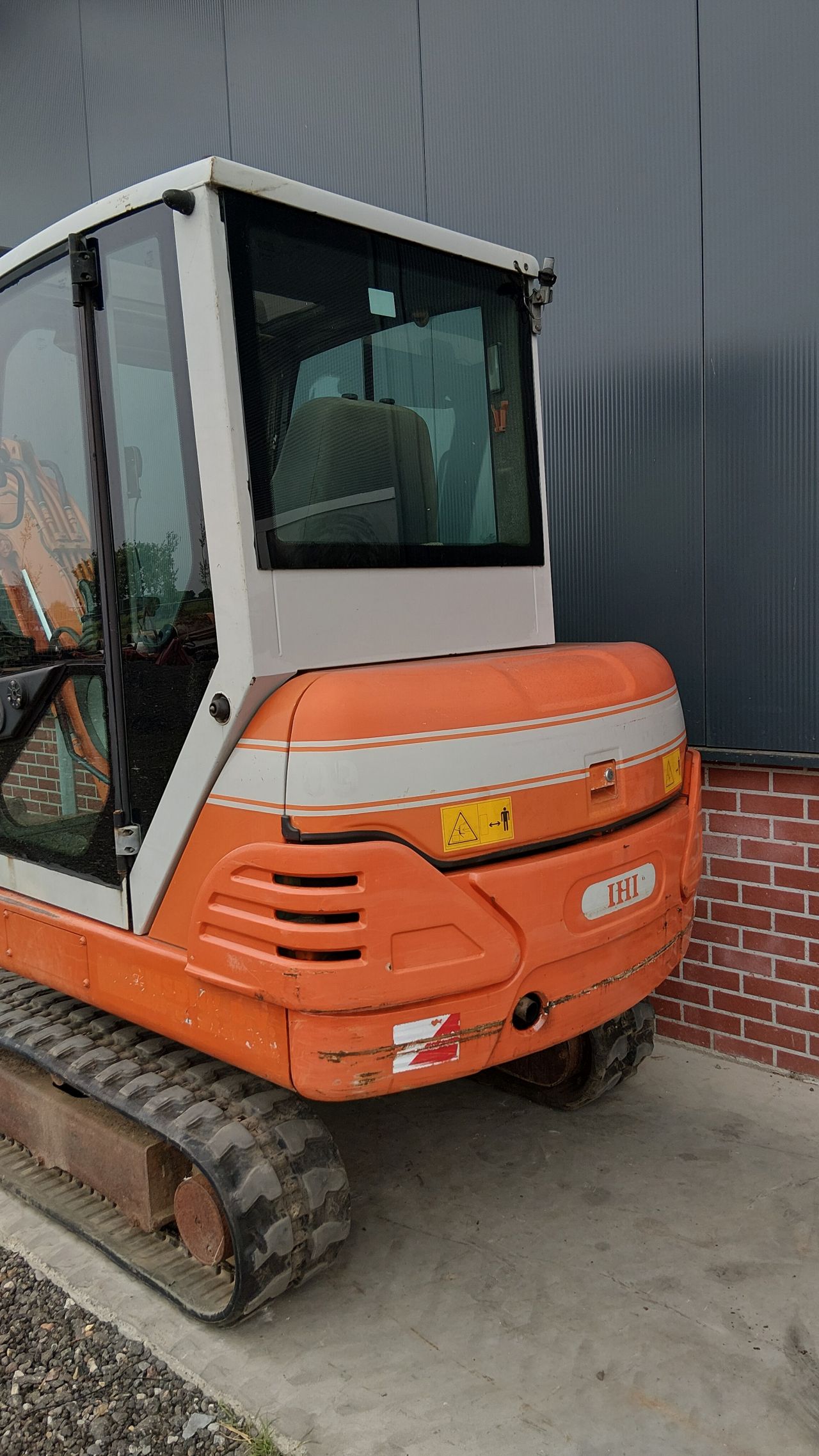 IHI 28N-3 graafmachine 3 bakken (bj2008) 28N-3