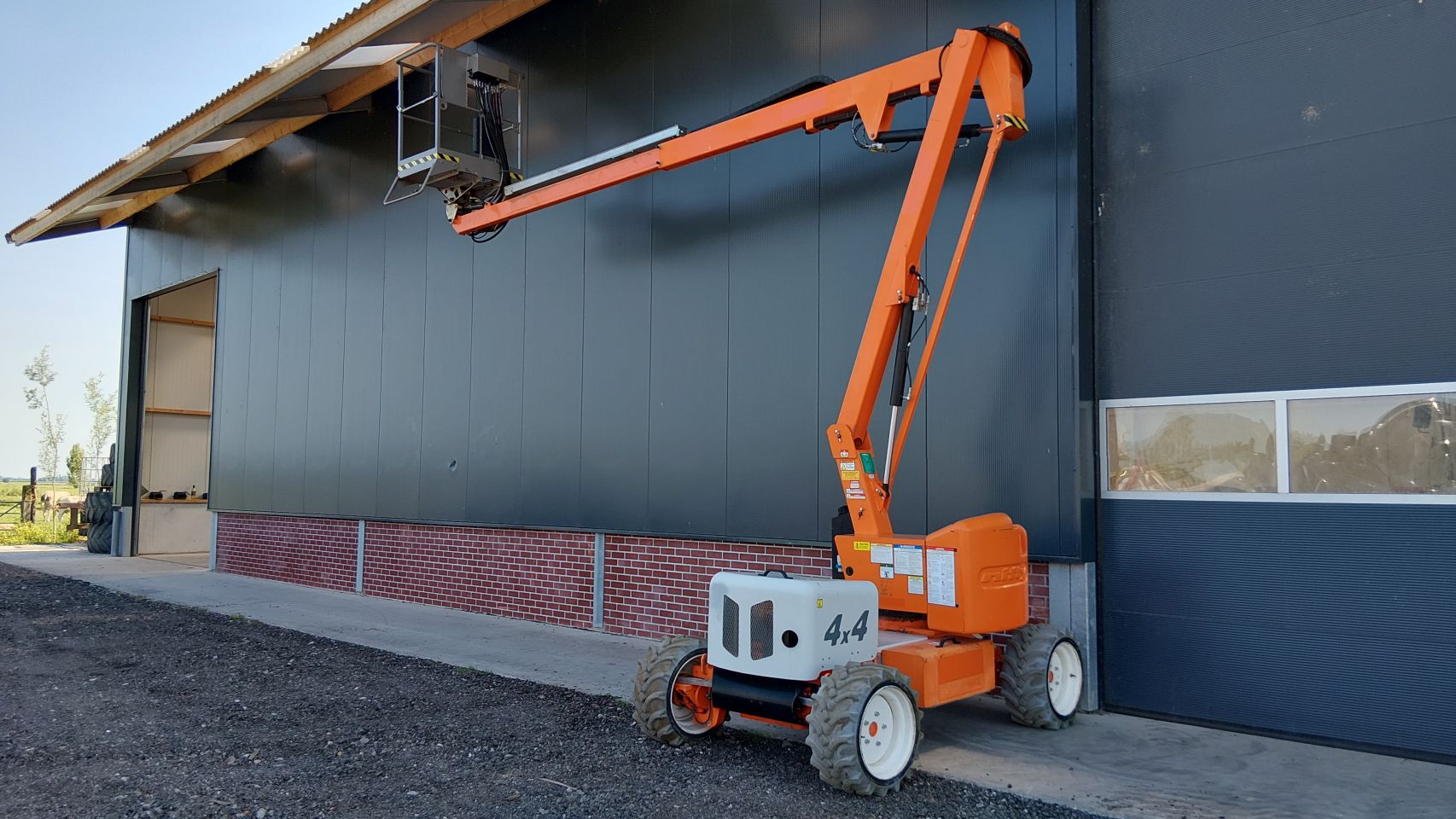 Nette Niftylift Hr12DE 4WD hybride nieuwe accus HR