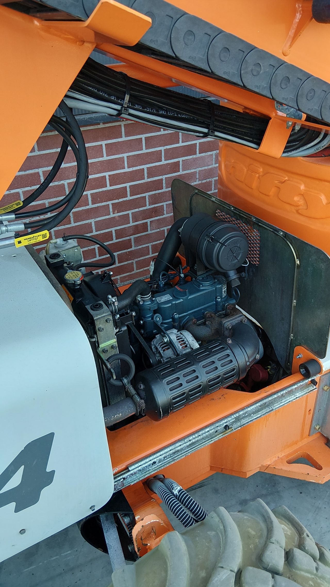 Nette Niftylift Hr12DE 4WD hybride nieuwe accus HR