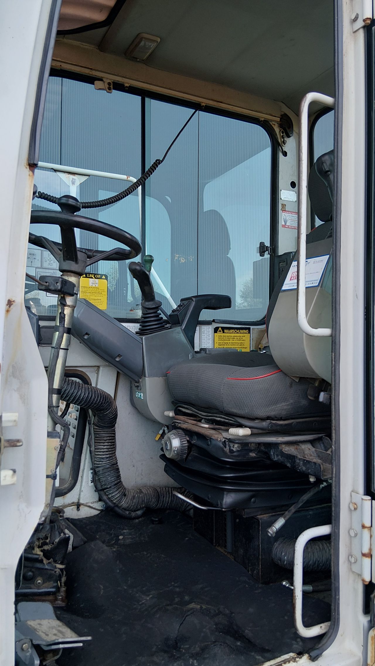 Complete Takeuchi TB175W mobiele sloop/sor/maai fu