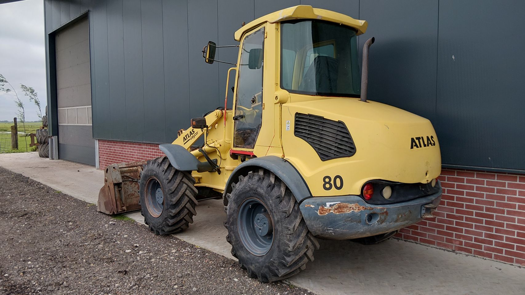 Atlas 80 shovel met kenteken (bj2001) 80