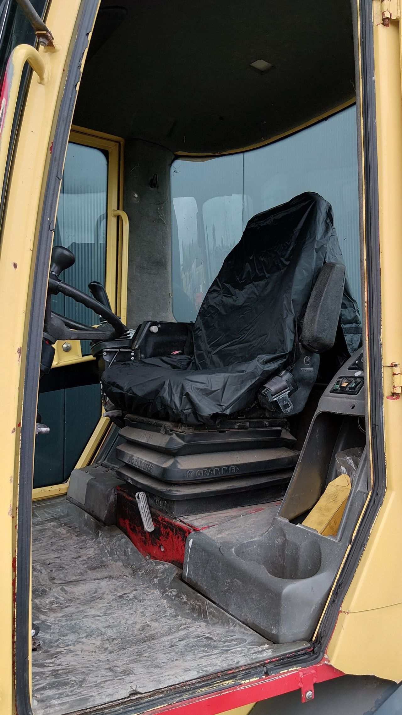 Atlas 80 shovel met kenteken (bj2001) 80