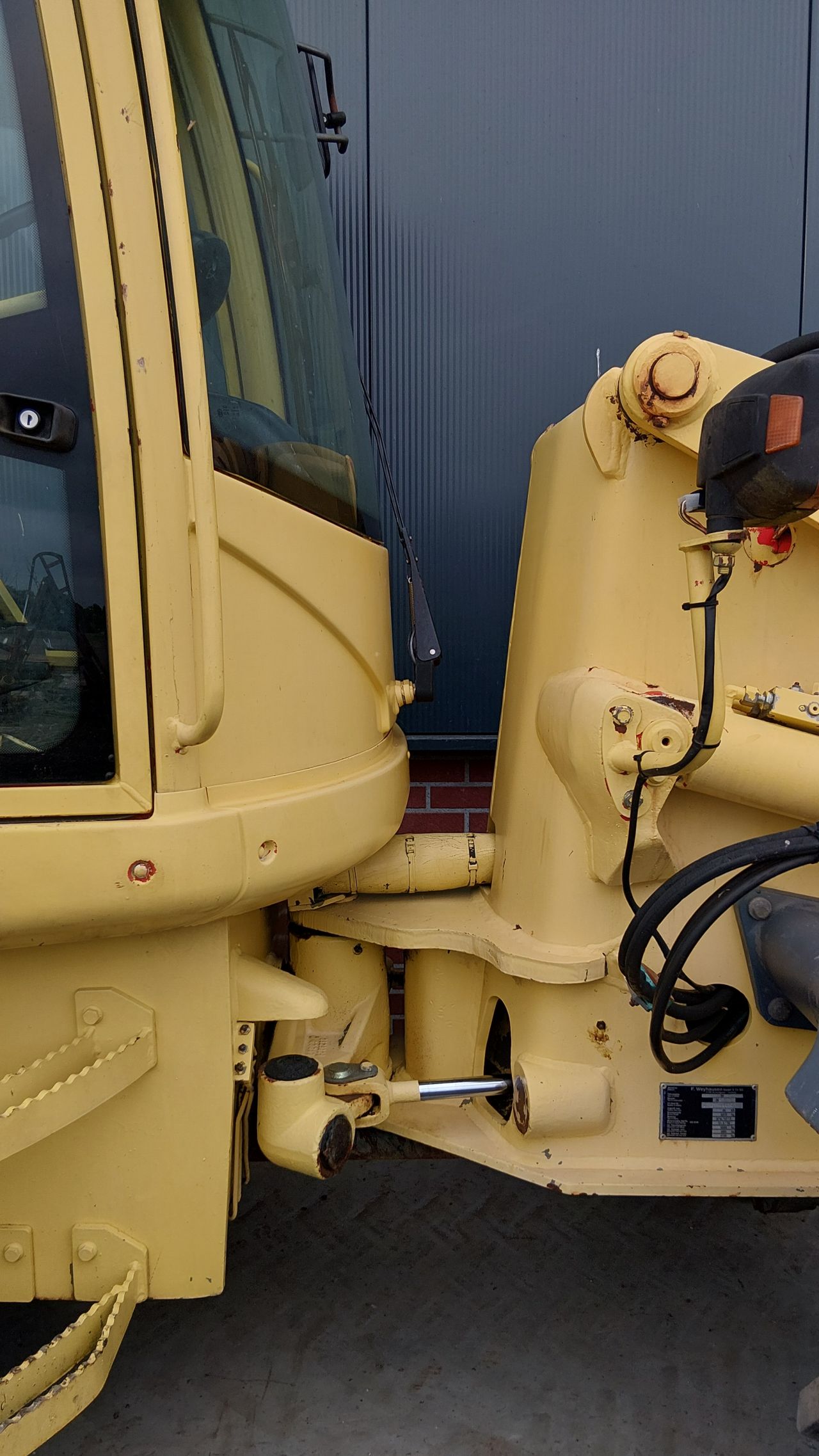 Atlas 80 shovel met kenteken (bj2001) 80