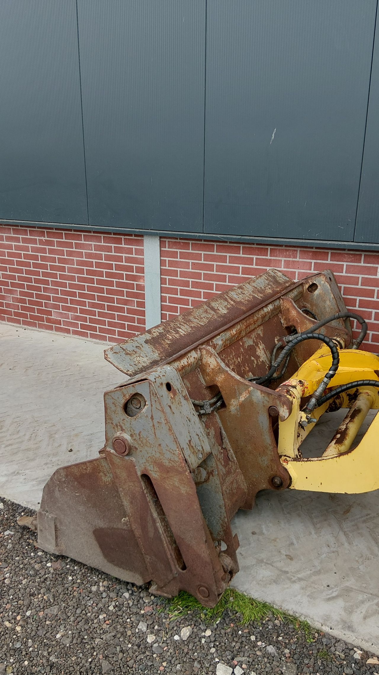 Atlas 80 shovel met kenteken (bj2001) 80