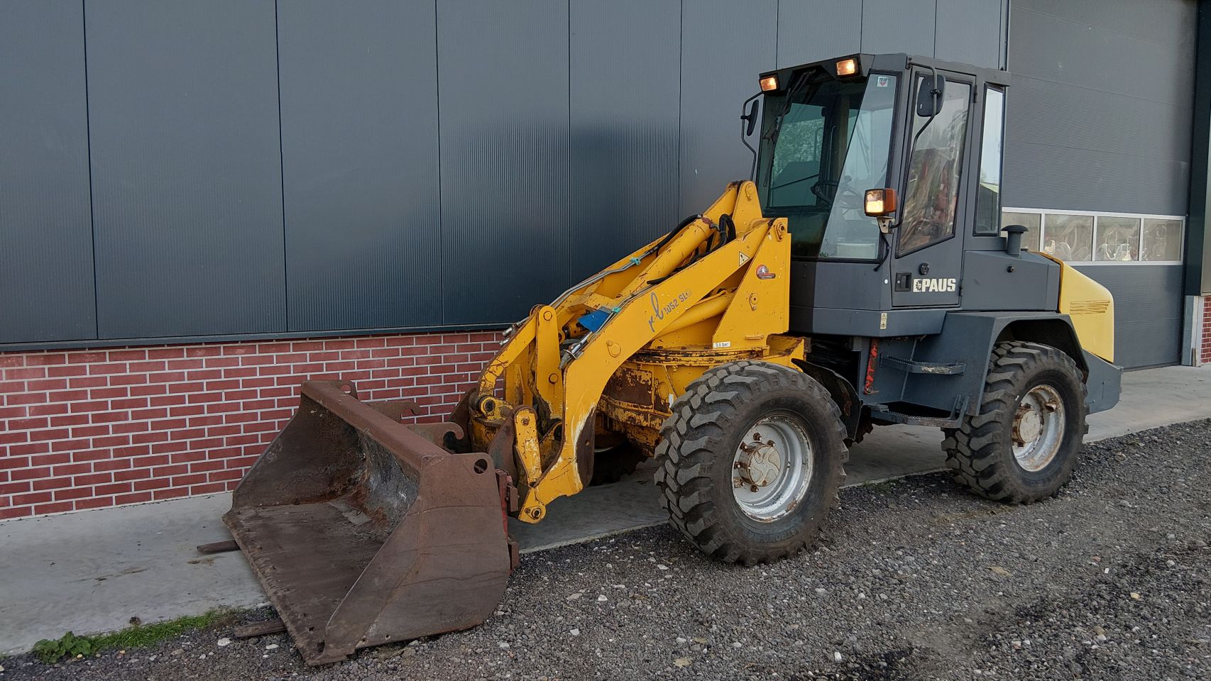 Paus RL1052SL shovel draaigiek (bj2006) bak+vorken RL 1