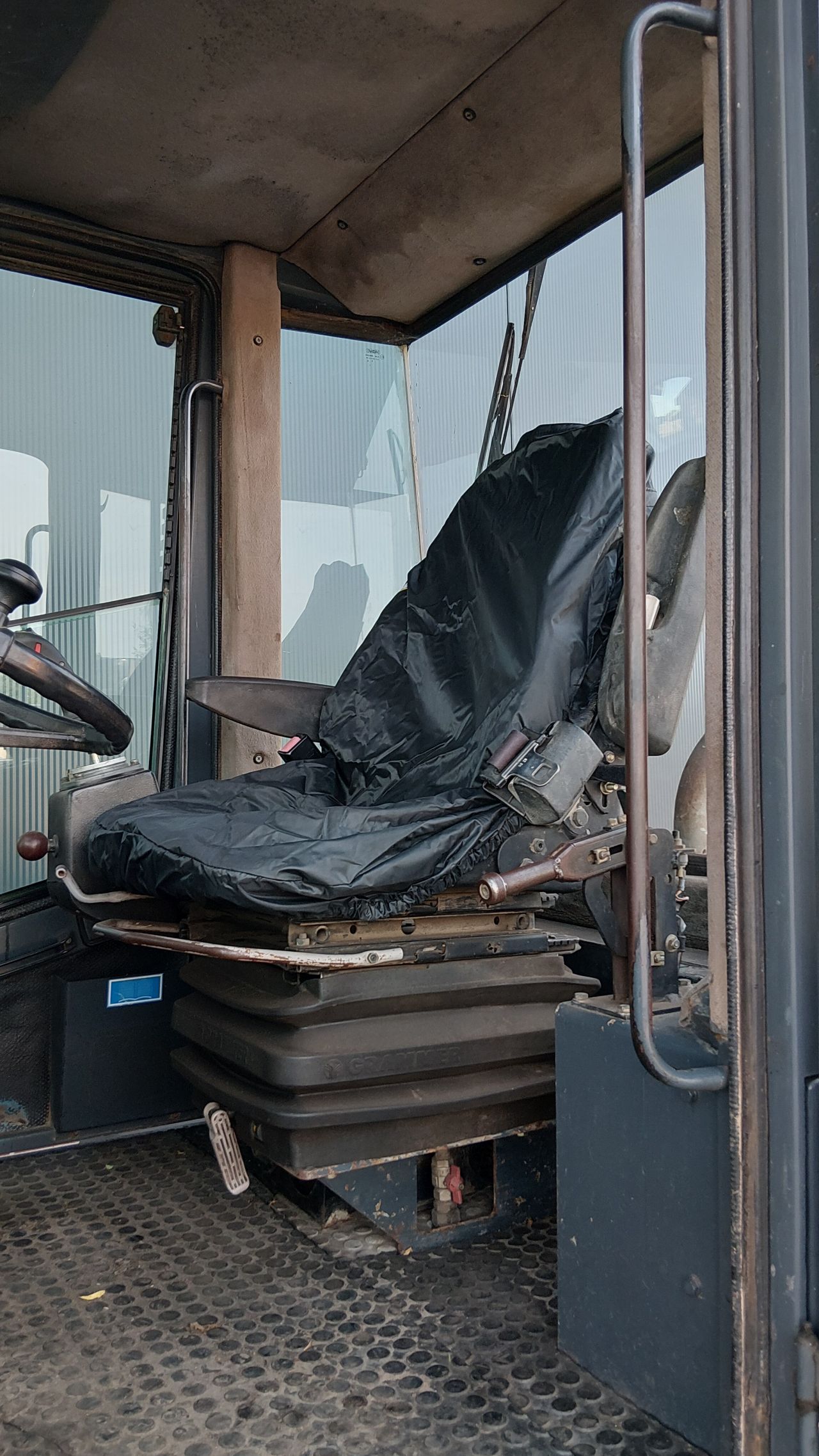 Paus RL1052SL shovel draaigiek (bj2006) bak+vorken RL 1