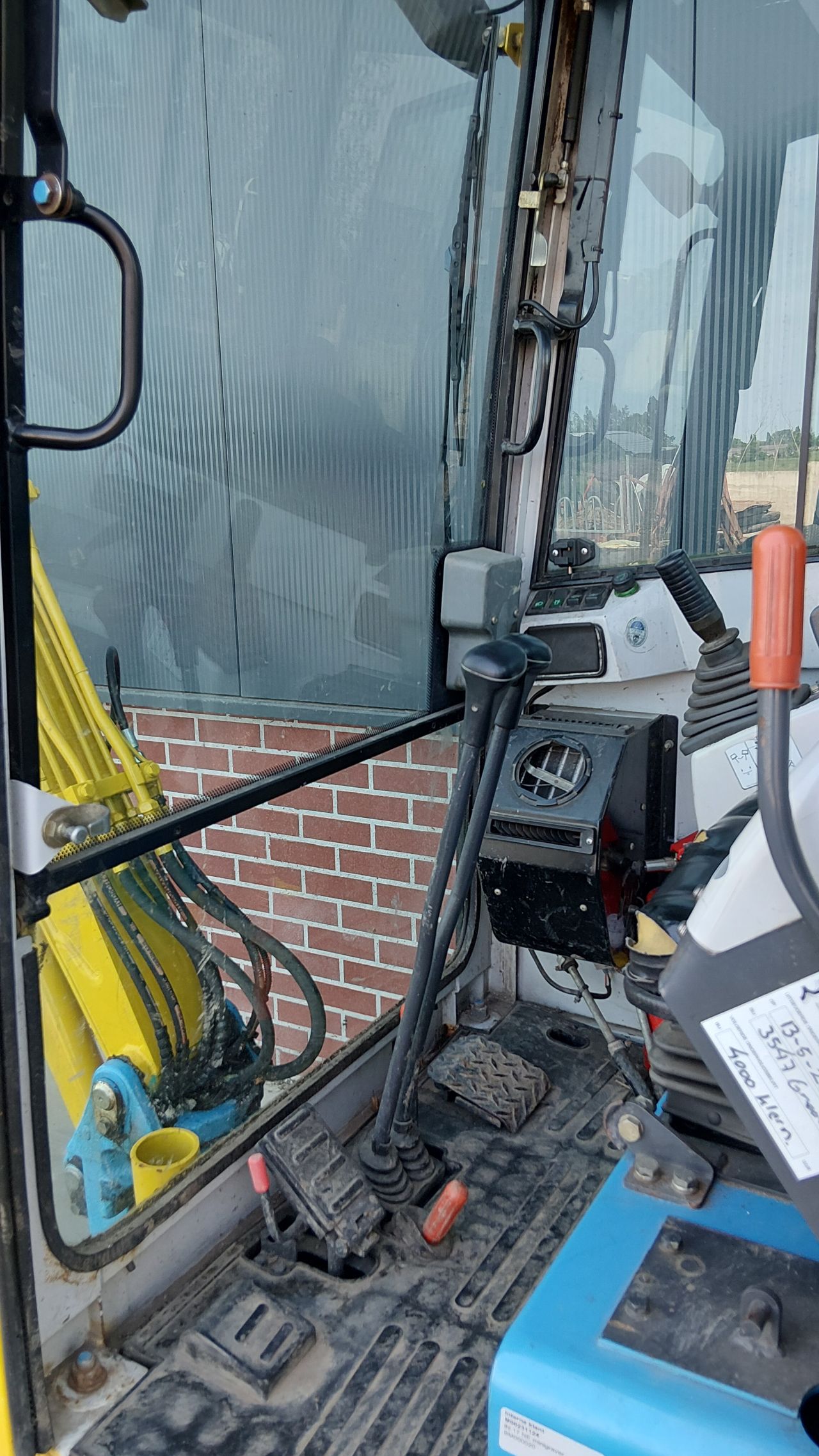 Nette IHI 17NE graafmachine ex gemeente (Bj2002) 1