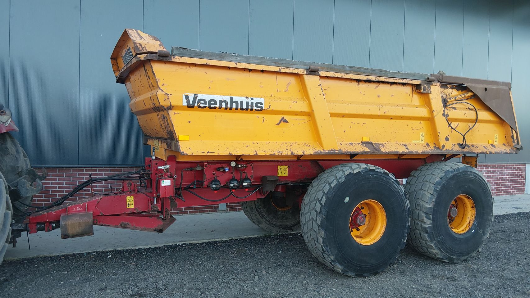 Veenhuis JVZK 20000 kieper (bj2001) gestuurd 20000