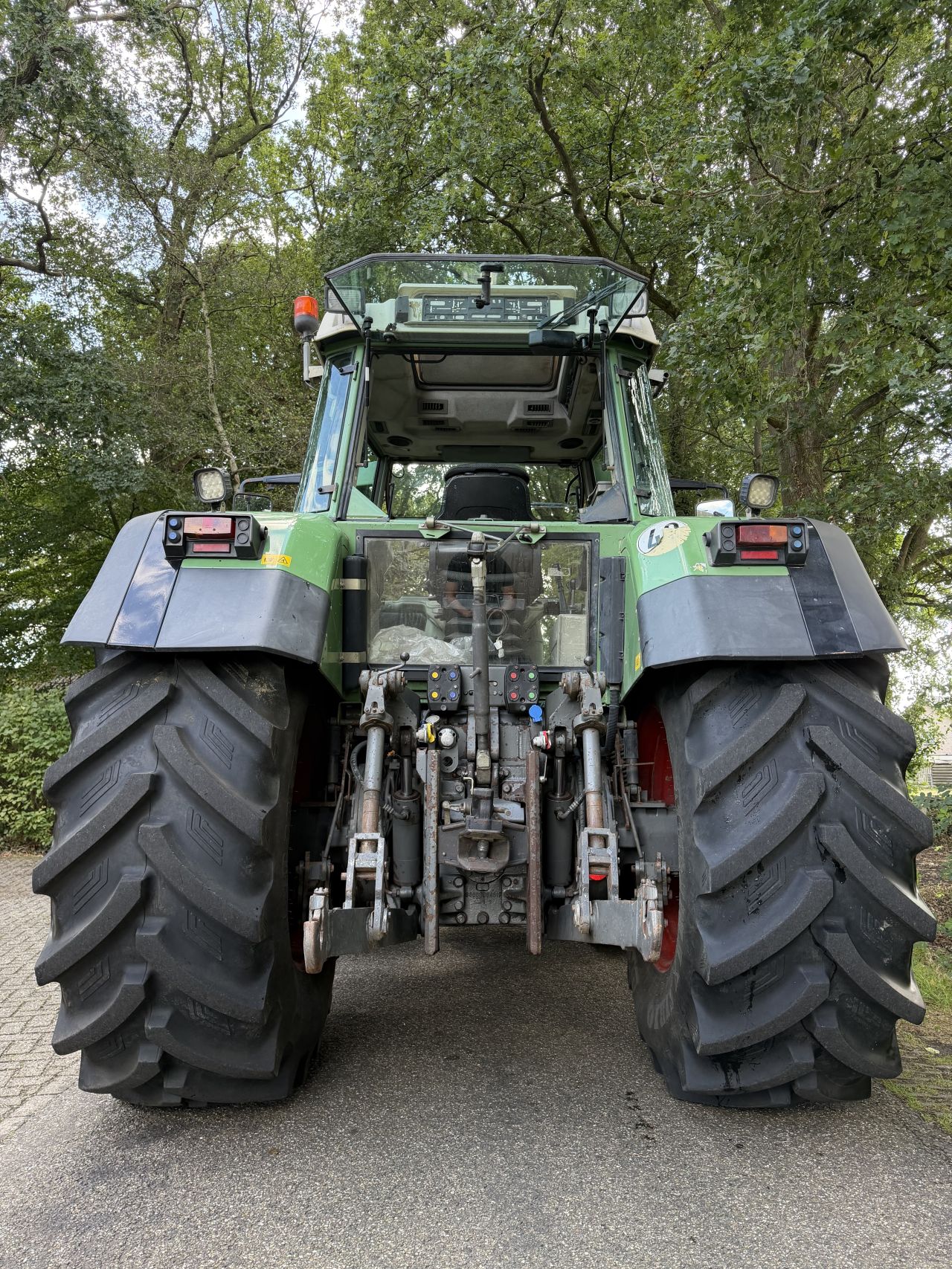 Fendt Favorit 824 Turboshift