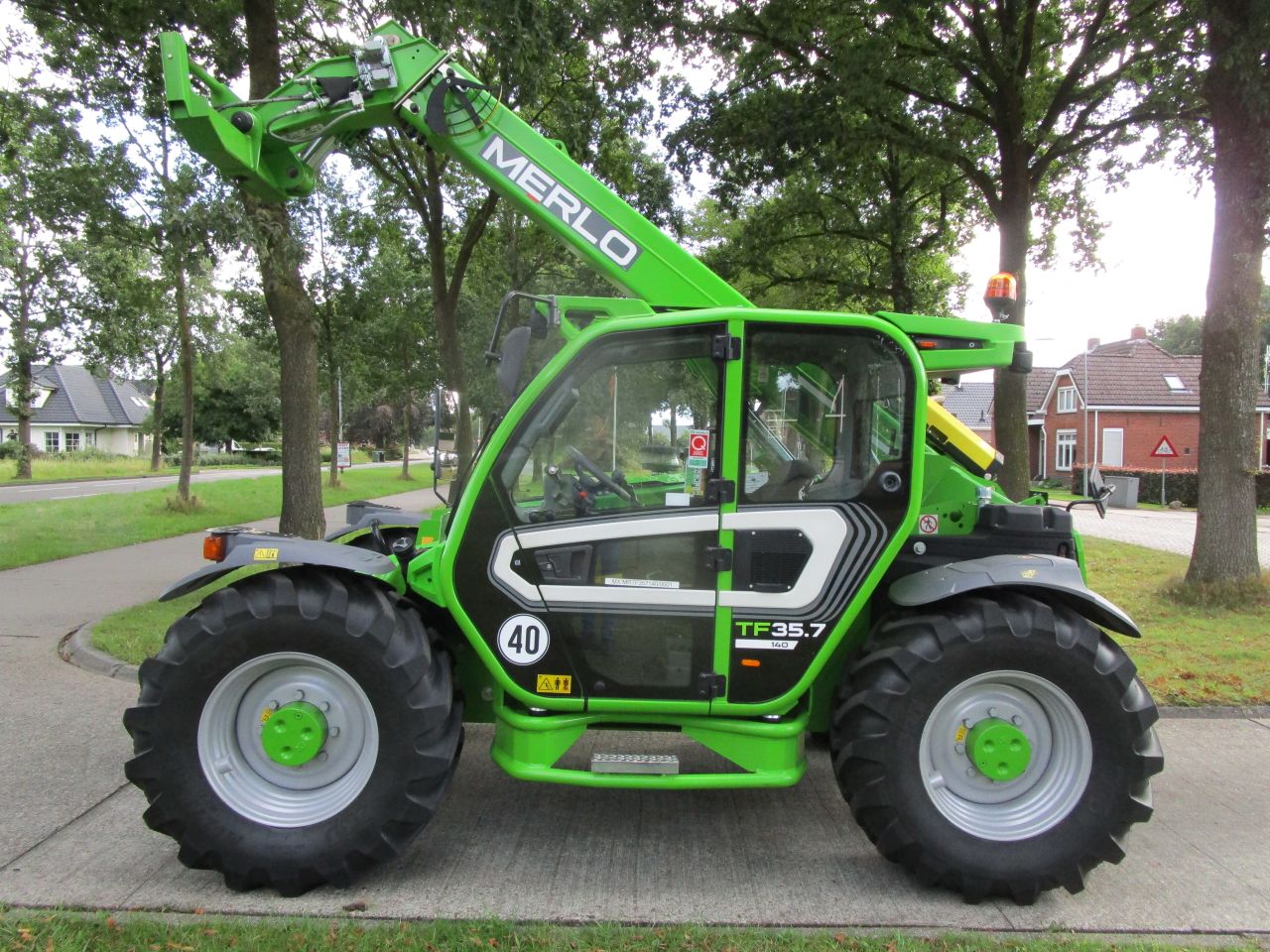 Merlo tf 35.7 140 pk 254 uren!!!!!!!!!!