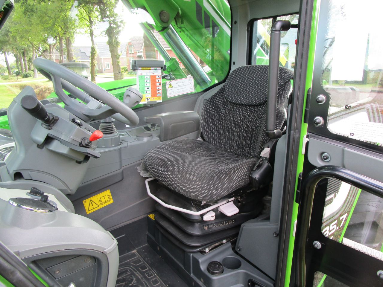 Merlo tf 35.7 140 pk 254 uren!!!!!!!!!!