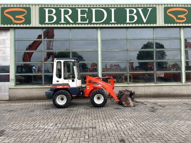 Kubota R 520
