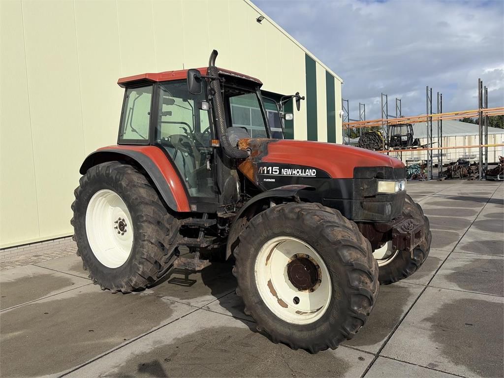 New Holland 8160