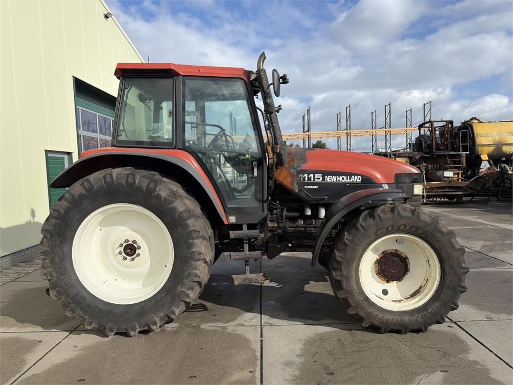 New Holland 8160