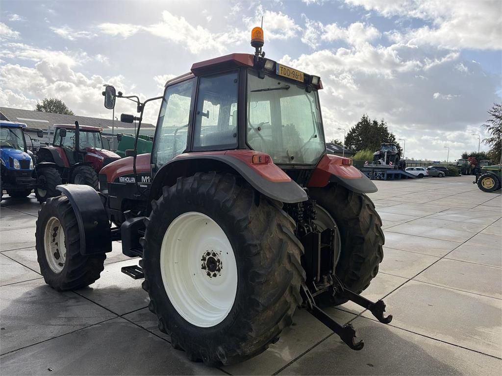 New Holland 8160