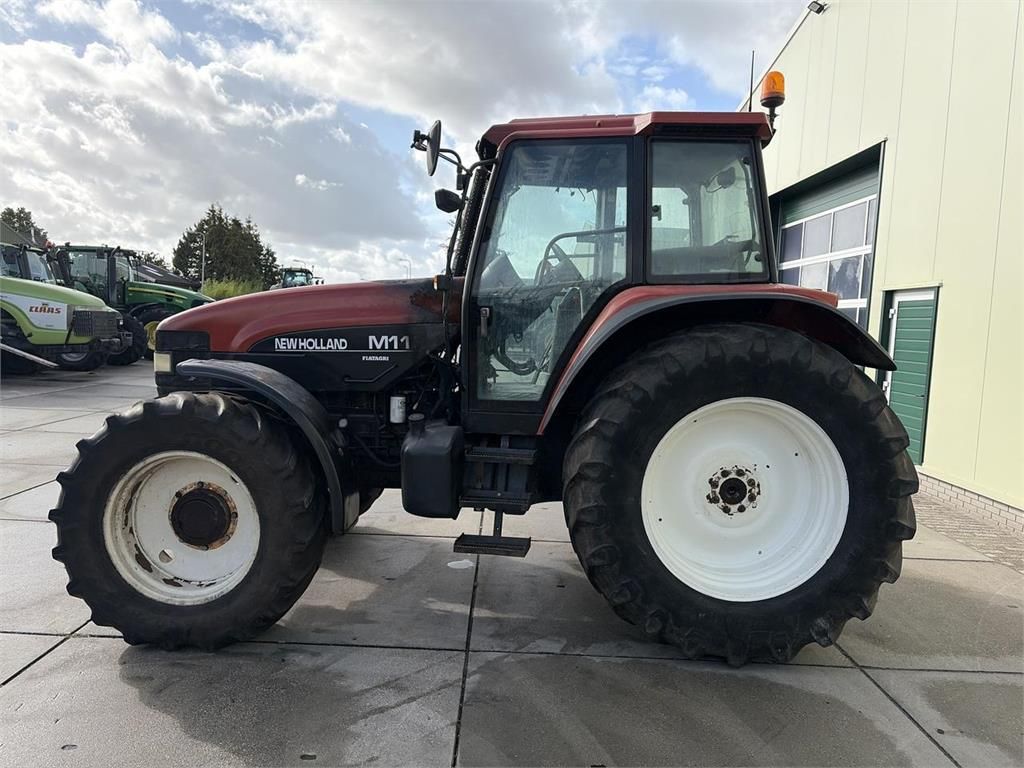 New Holland 8160