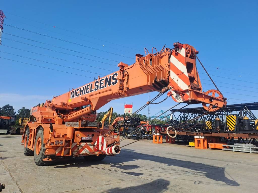 Tadano GR550EX (+ JIB 17m)