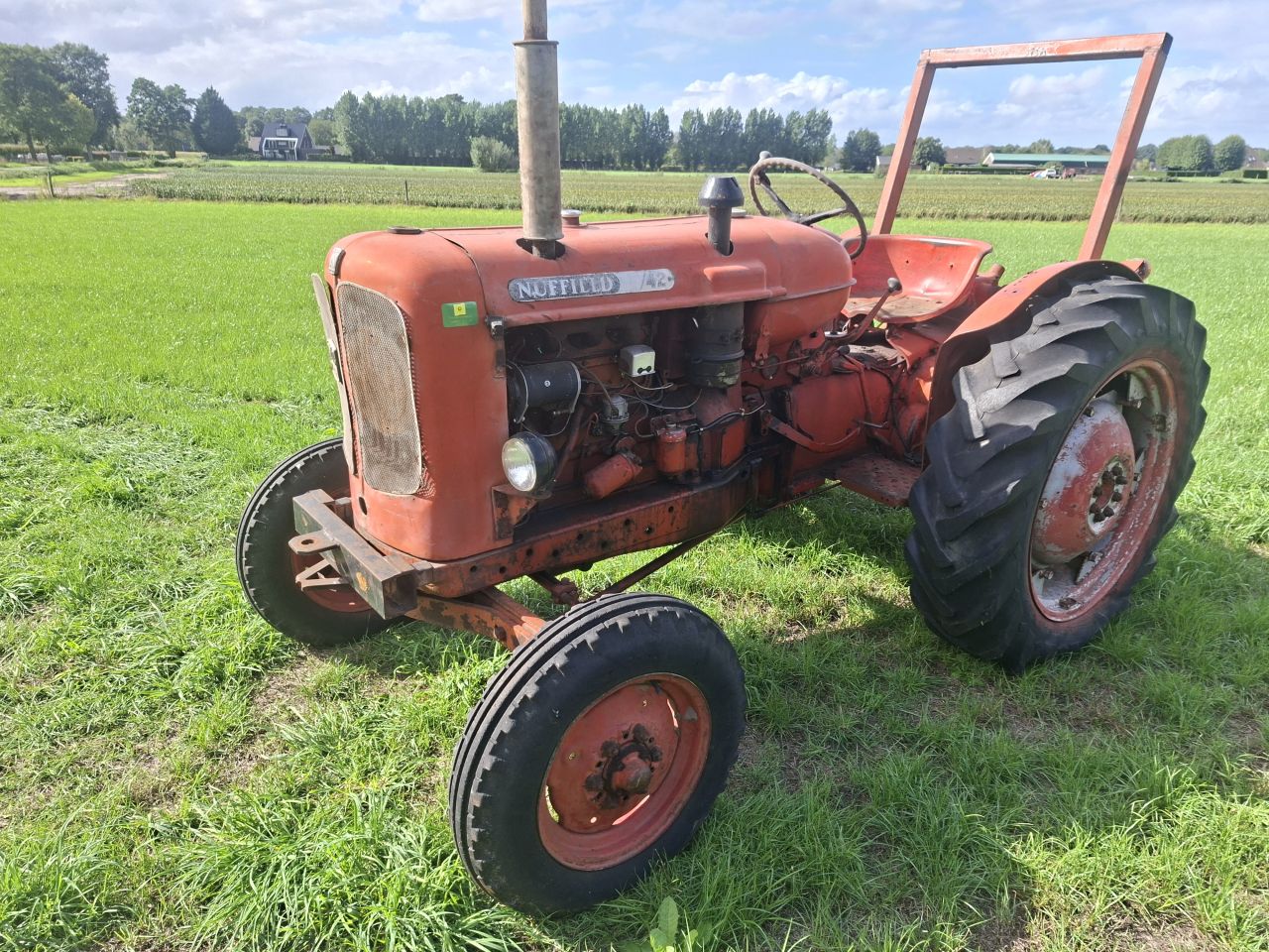 Nuffield 10/42