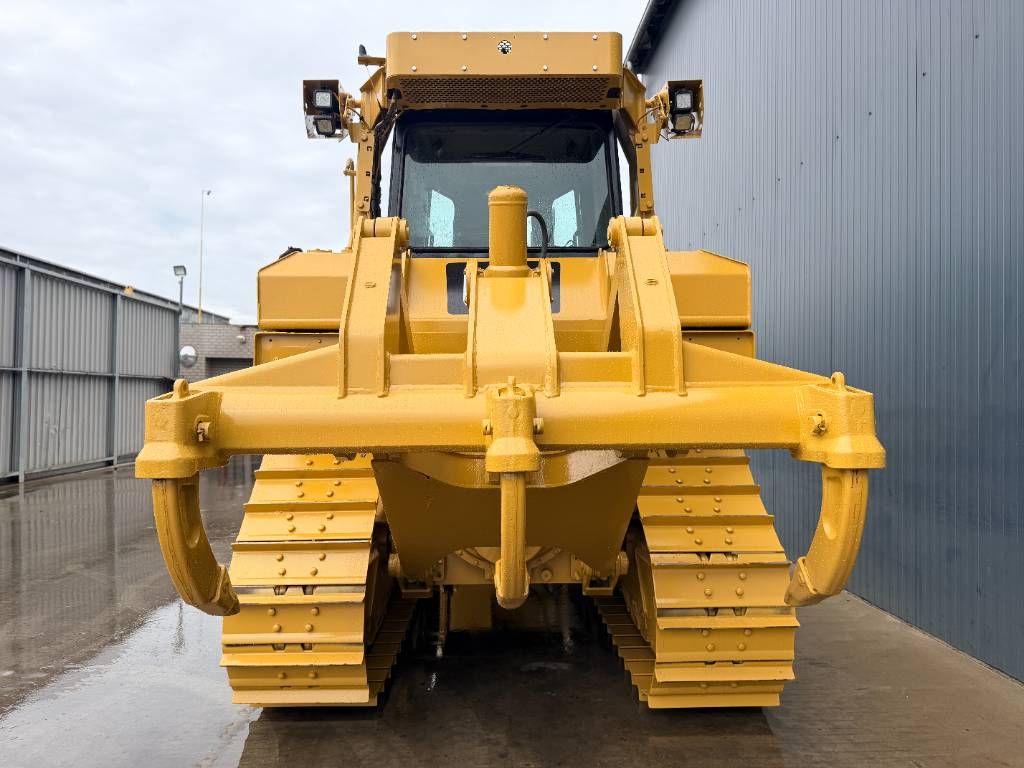CAT D6T XL