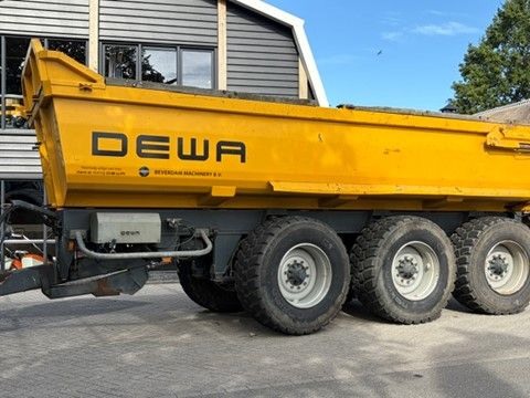DEWA CC303 Kipper mit Ladekapazität von 30 Ton