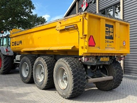 DEWA CC303 Kipper mit Ladekapazität von 30 Ton