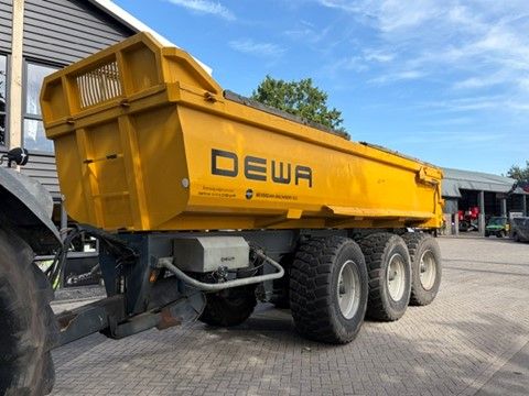 DEWA CC303 Kipper mit Ladekapazität von 30 Ton