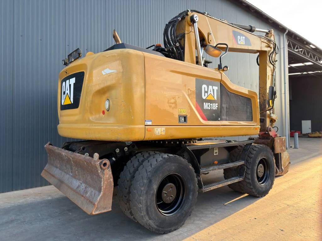 CAT M318F