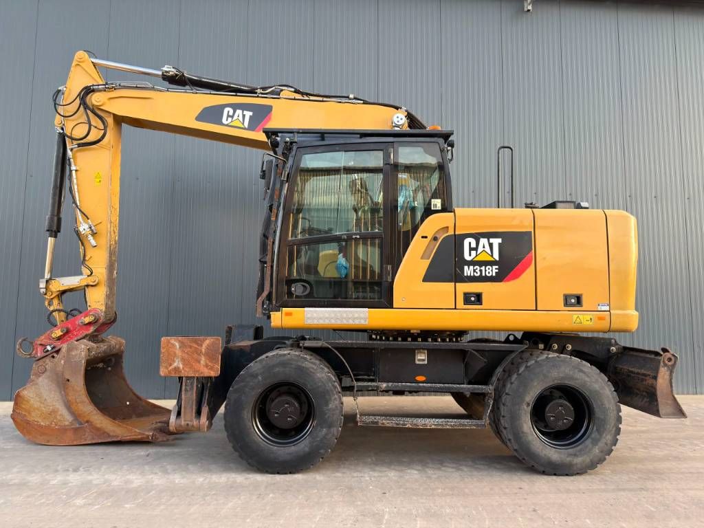 CAT M318F
