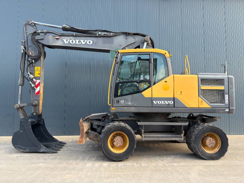 Volvo EW180E