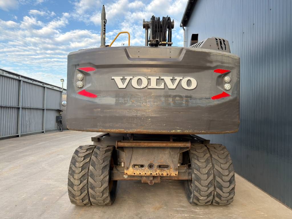 Volvo EW180E