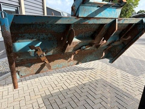 KIDD weidebloter met werkbreedte van 2,8 m