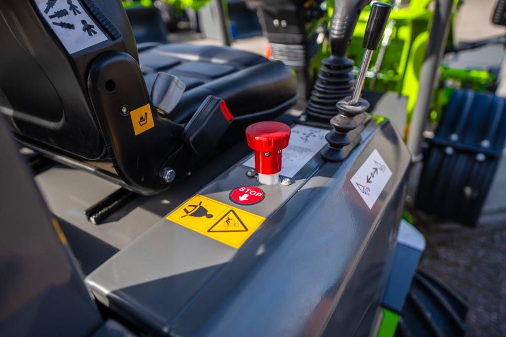 E-Kraft E1000 Elektrische Minishovel wiellader