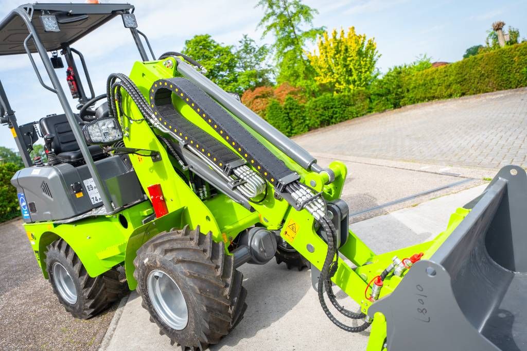 E-Kraft T600 Elektrische telescoopshovel