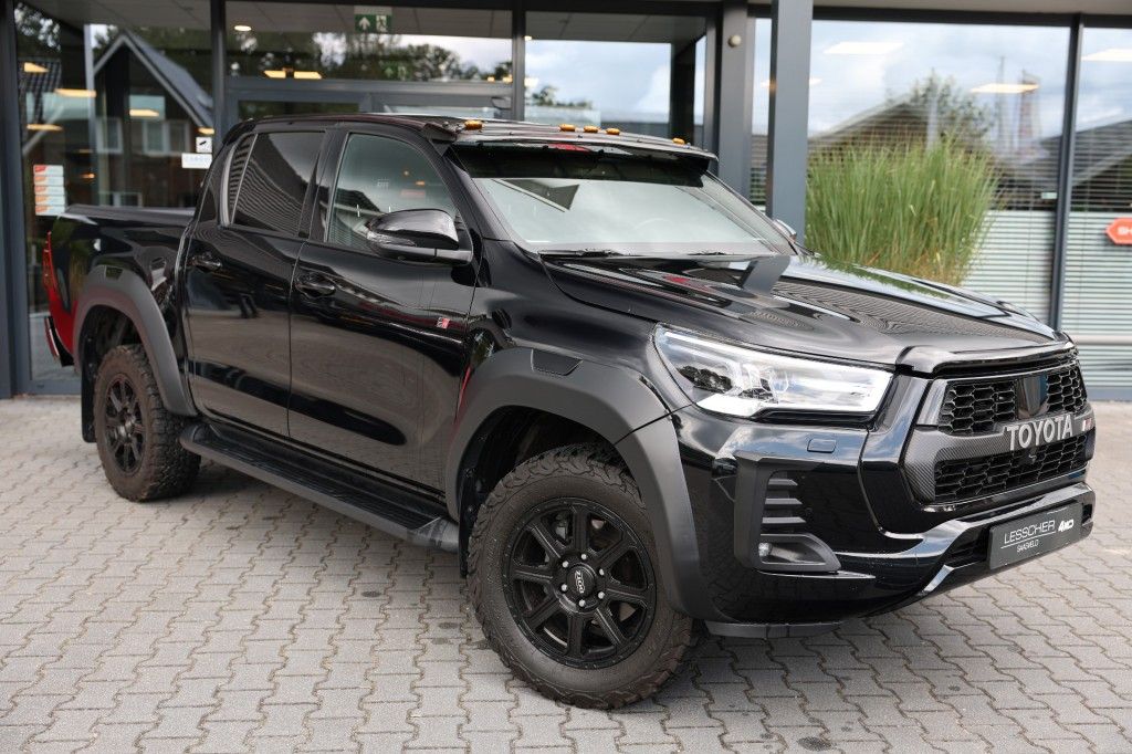 Toyota Hilux 2.8 D-4D DUBBEL CABIN GR SPORT A/T 2 ZITS 4WD VAN
