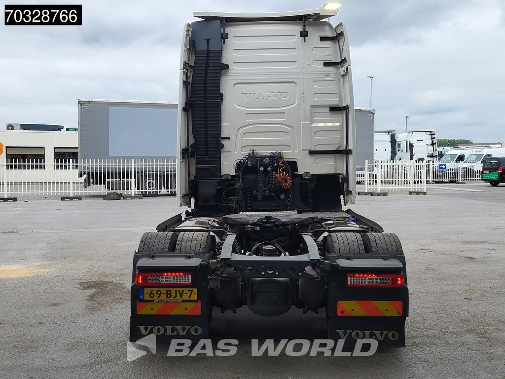 Volvo FH 500 4X2 XL 2xTanks Xenon I-ParkCool Leder