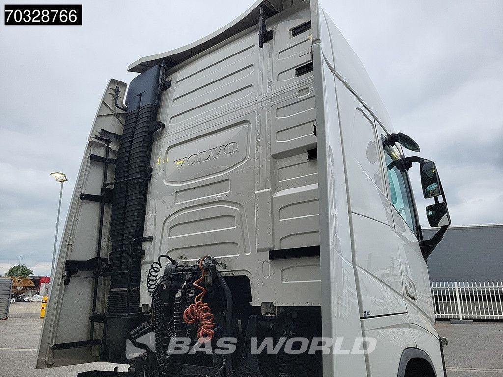 Volvo FH 500 4X2 XL 2xTanks Xenon I-ParkCool Leder