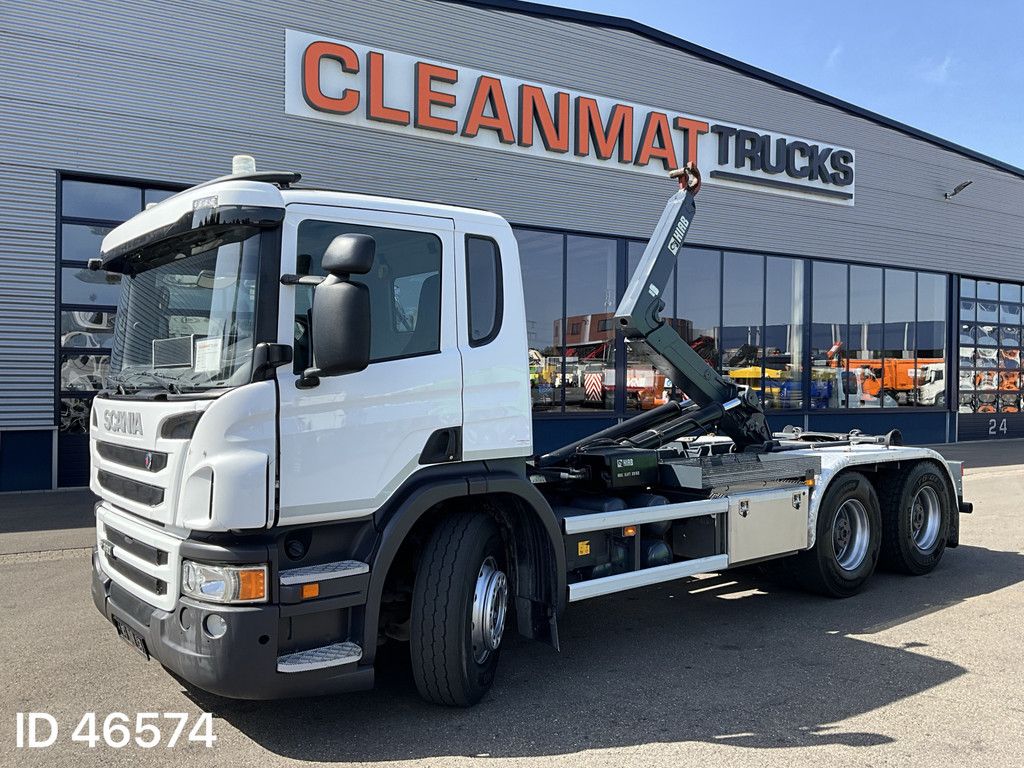 Scania P 360 6x4 Euro 6 Hiab haakarmsysteem Just 101.456 km!