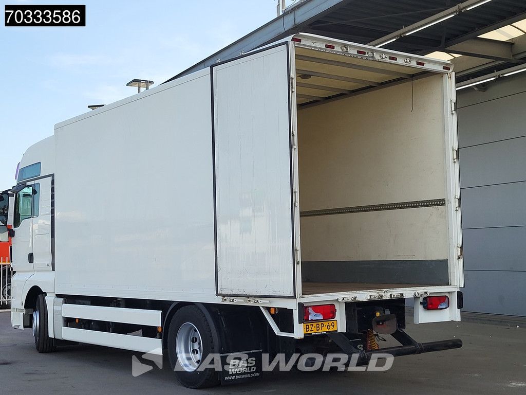 MAN TGX TGX 18.360 4X2 NL-truck Driving school Lessons trucks Manual Euro 4