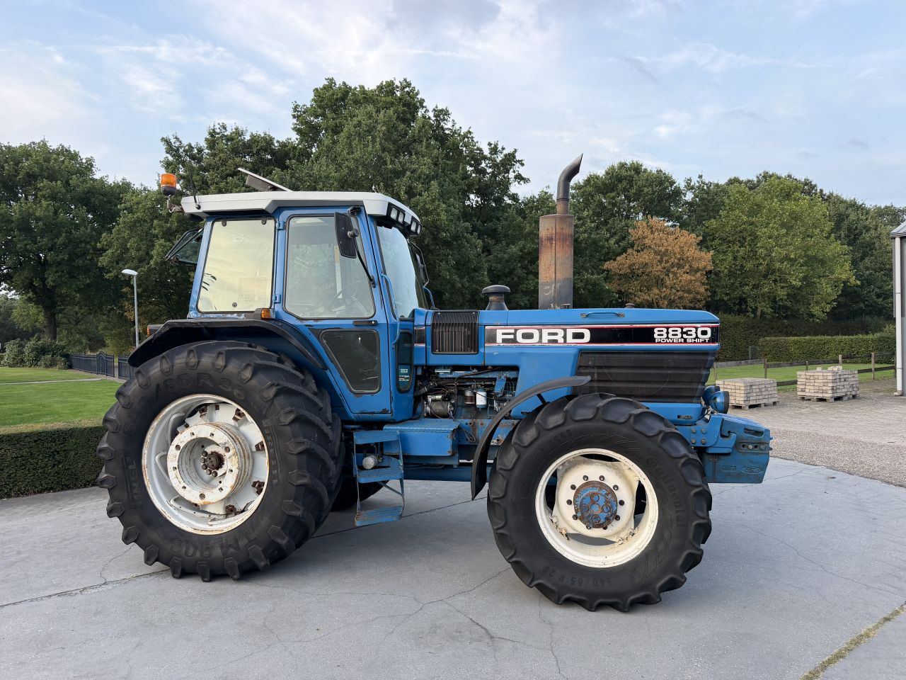 Ford 8830 powershift luchtremmen