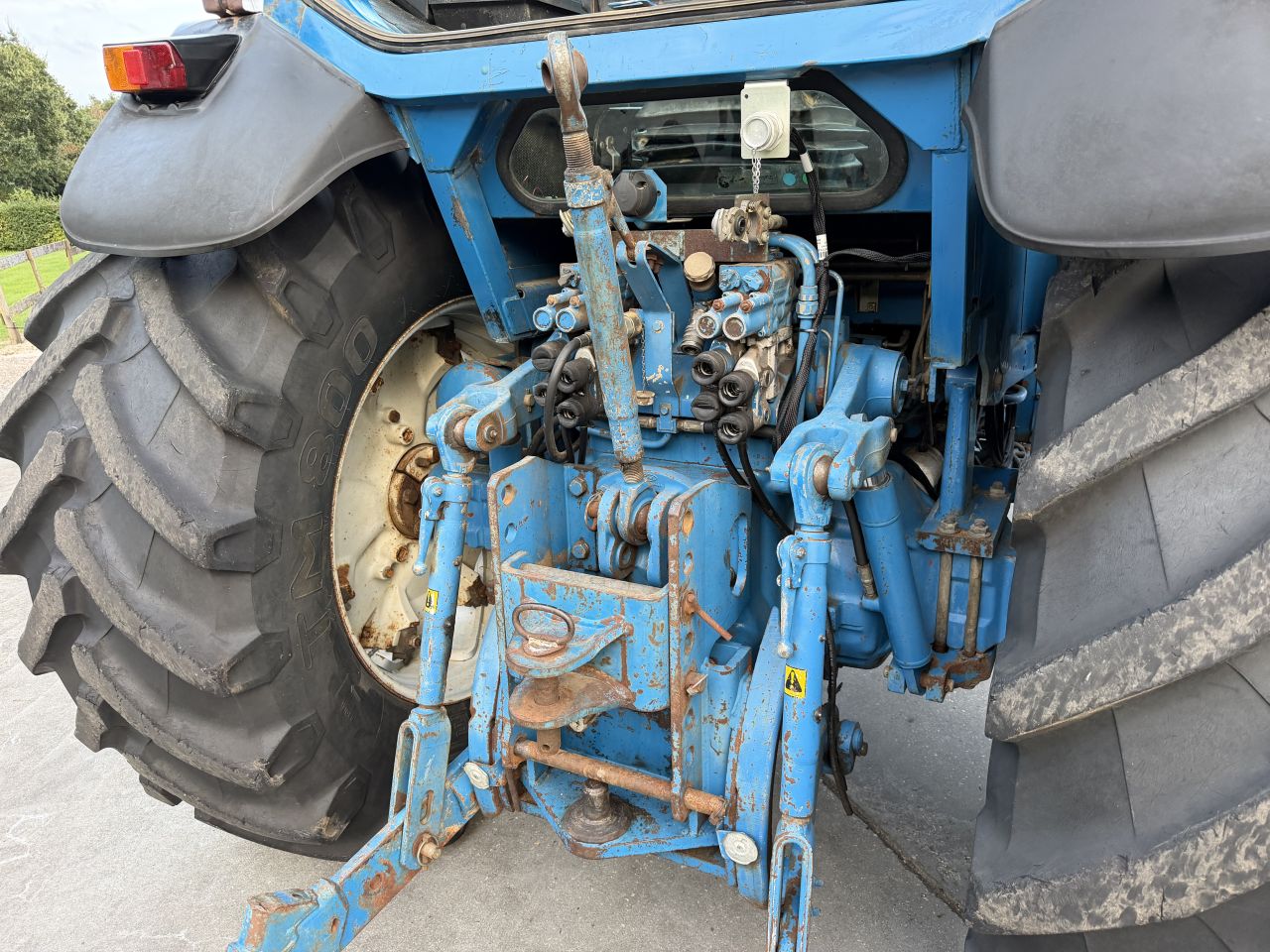 Ford 8830 powershift luchtremmen