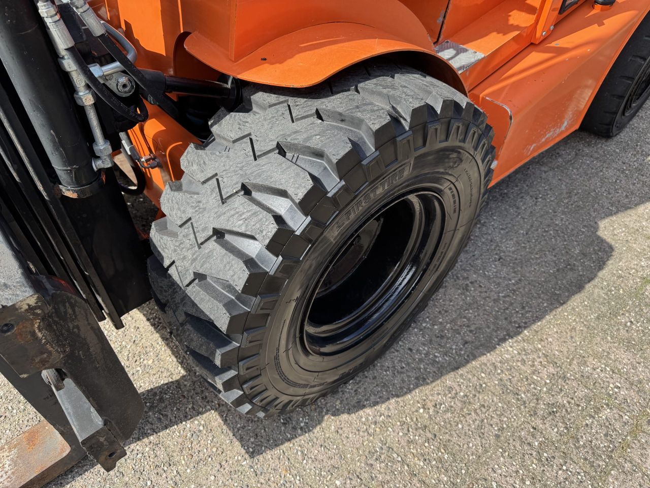MAST EXPLORER H30DSI 2WD ruwterreinheftruck (bj 2012)