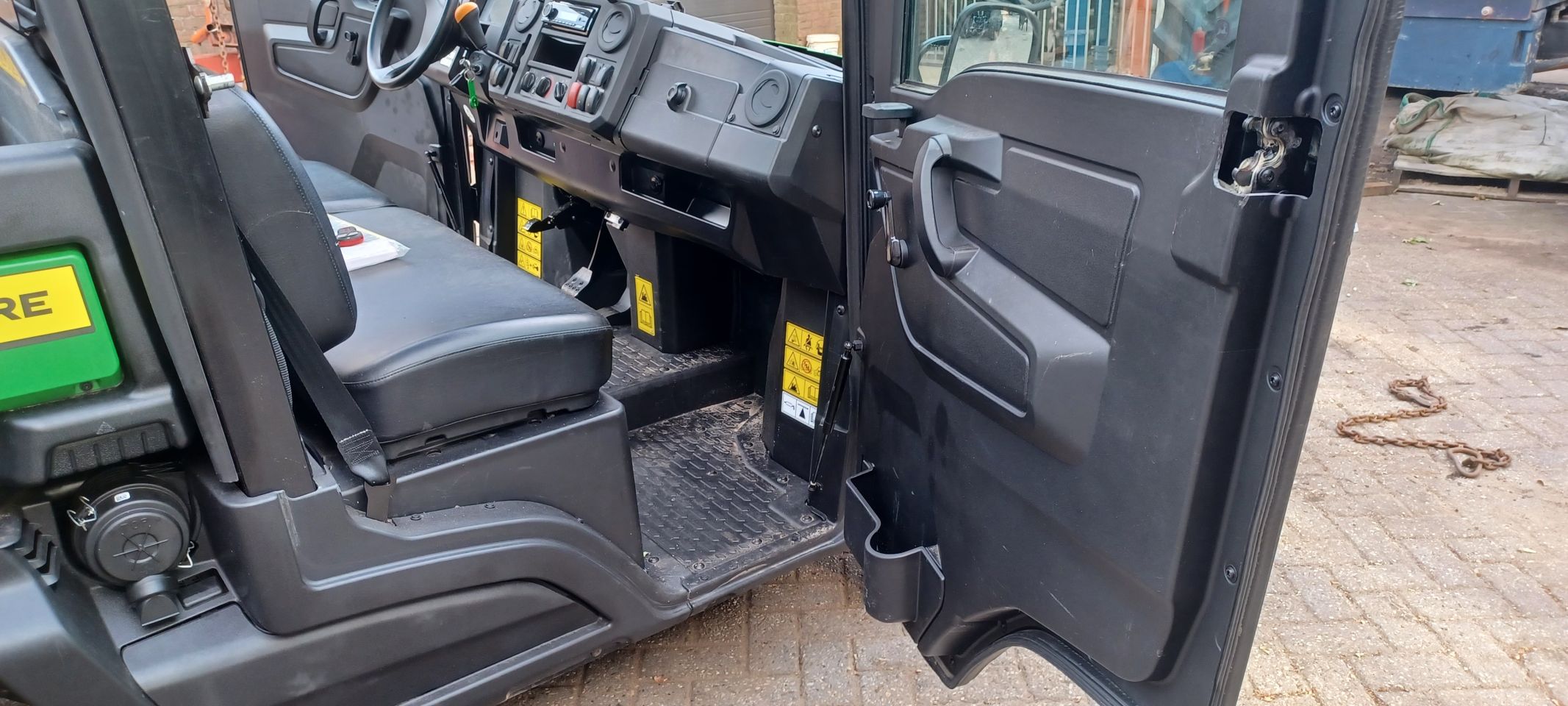 Jon deere gator xuv 865 m 2023 rijbaren schade