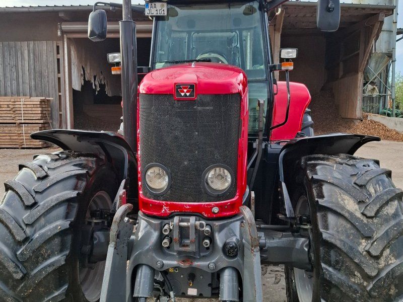 Massey Ferguson 7495