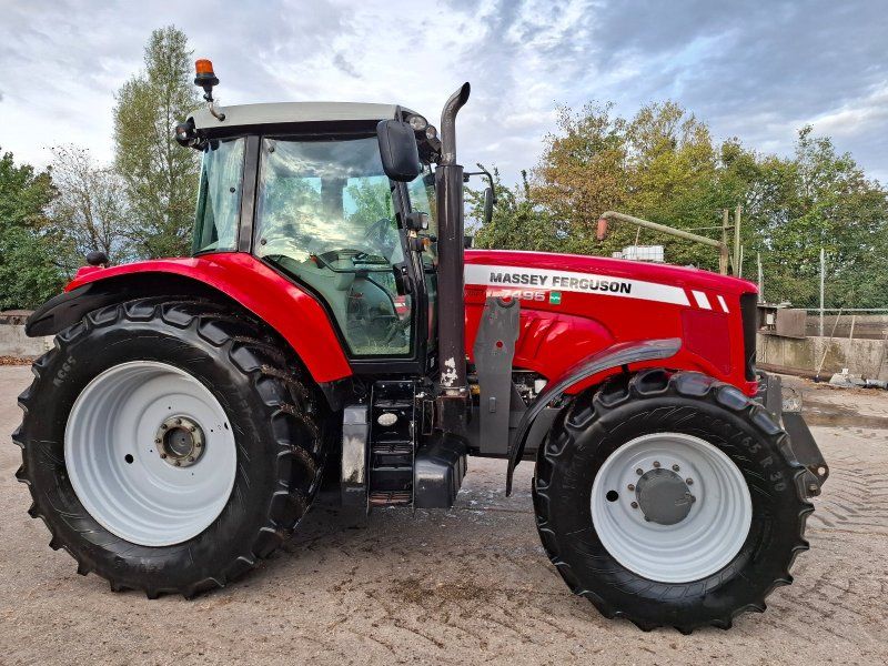 Massey Ferguson 7495