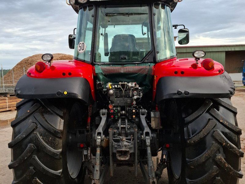 Massey Ferguson 7495