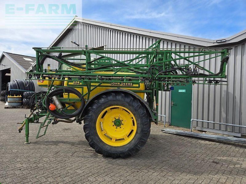 John Deere 624 sprayer