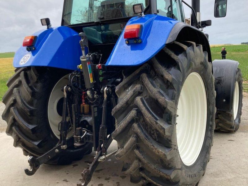 New Holland T7550